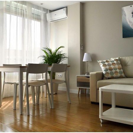 Central Torremolinos Studio Apartment ภายนอก รูปภาพ